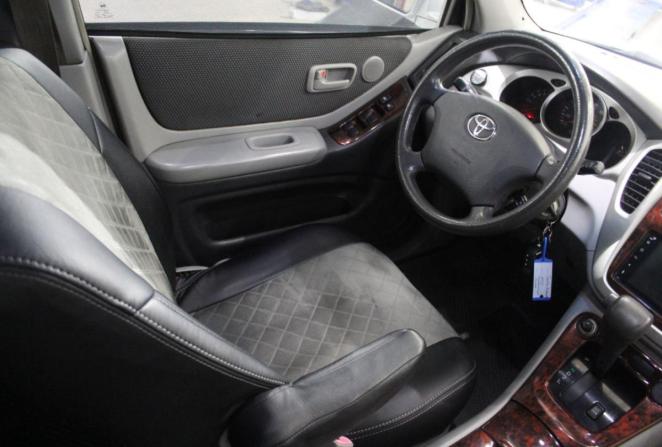 Toyota Highlander I (XU20) Рестайлинг с пробегом 2005 года, цена 1 050 000 рублей, 168606 км, внедорожник, Автокод Объявления
