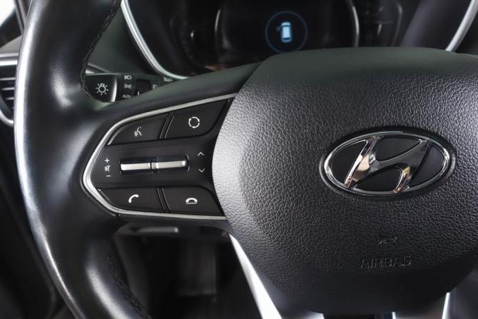 Hyundai Santa Fe IV с пробегом 2019 года, цена 2 859 000 рублей, 139383 км, внедорожник, Автокод Объявления