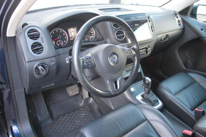 Volkswagen Tiguan I Рестайлинг с пробегом 2013 года, цена 1 250 000 рублей, 233530 км, внедорожник, Автокод Объявления