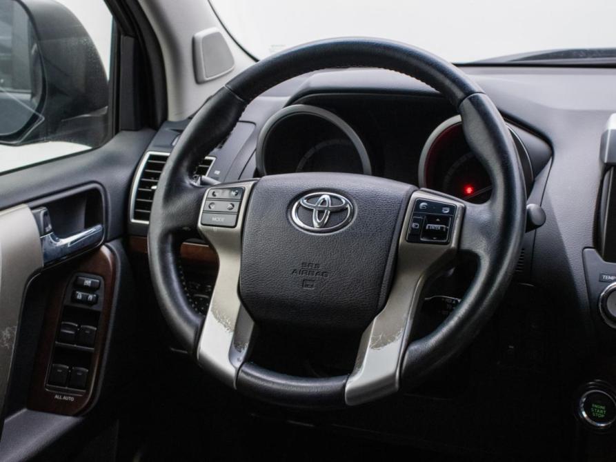 Toyota Land Cruiser Prado 150 Series Рестайлинг 1 Москва  - изображение 16