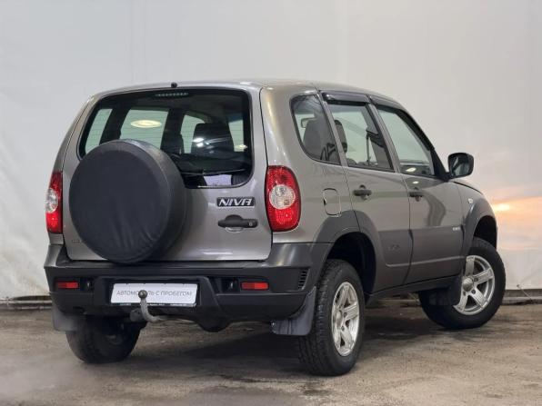 Chevrolet Niva I Рестайлинг с пробегом 2018 года, цена 779 000 рублей, 104308 км, внедорожник, Автокод Объявления