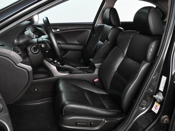 Honda Accord VIII Рестайлинг с пробегом 2011 года, цена 1 399 000 рублей, 172278 км, седан, Автокод Объявления