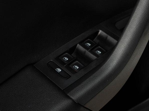 Skoda Octavia III (A7) Рестайлинг с пробегом 2019 года, цена 1 807 000 рублей, 45105 км, лифтбек, Автокод Объявления
