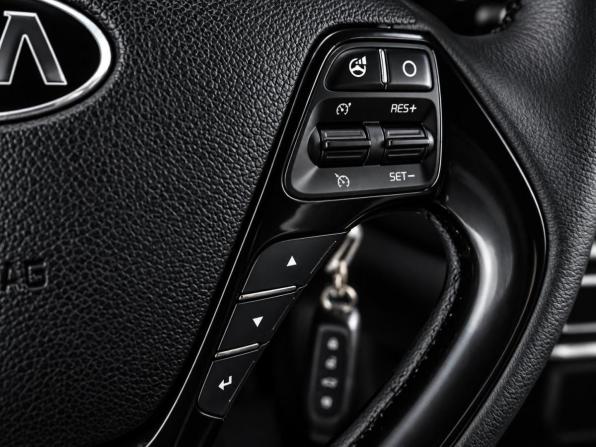 Kia Ceed II с пробегом 2015 года, цена 1 049 000 рублей, 238828 км, универсал, Автокод Объявления