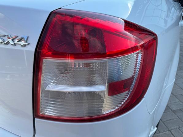 Suzuki SX4 I (Classic) Рестайлинг с пробегом 2011 года, цена 679 900 рублей, 210002 км, седан, Автокод Объявления