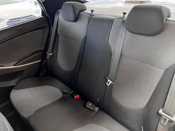 Hyundai Solaris I с пробегом 2013 года, цена 745 000 рублей, 197119 км, седан, Автокод Объявления