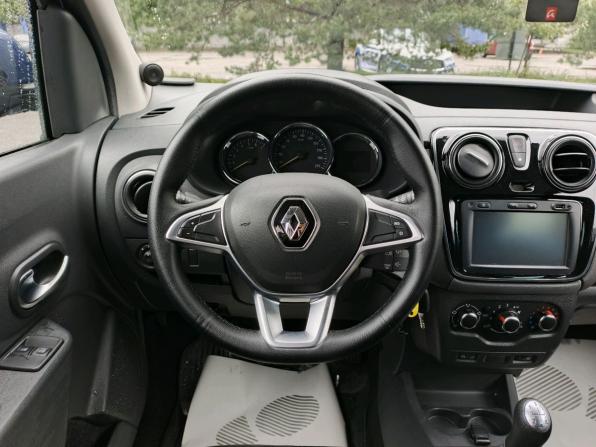 Renault Dokker I с пробегом 2018 года, цена 1 245 000 рублей, 46583 км, компактвэн, Автокод Объявления