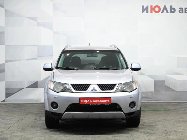 Mitsubishi Outlander II с пробегом 2006 года, цена 950 000 рублей, 285055 км, внедорожник, Автокод Объявления