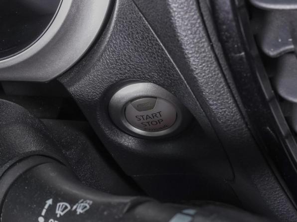 Nissan Juke I Рестайлинг с пробегом 2018 года, цена 1 550 000 рублей, 155314 км, внедорожник, Автокод Объявления