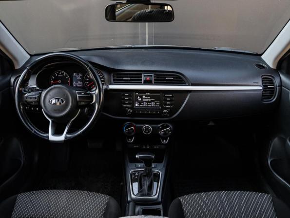 Kia Rio IV с пробегом 2018 года, цена 1 290 000 рублей, 166000 км, седан, Автокод Объявления