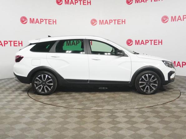 Lada (ВАЗ) Vesta I Рестайлинг (NG) с пробегом 2024 года, цена 1 655 000 рублей, 22125 км, универсал, Автокод Объявления