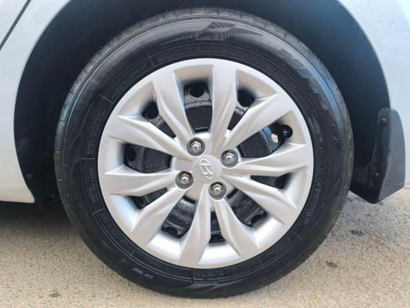 Hyundai Solaris II с пробегом 2017 года, цена 1 144 000 рублей, 158346 км, седан, Автокод Объявления