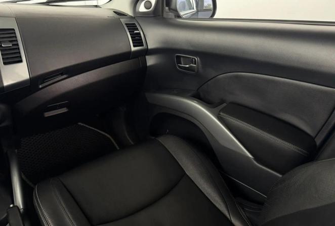 Mitsubishi Outlander II с пробегом 2007 года, цена 885 000 рублей, 204846 км, внедорожник, Автокод Объявления