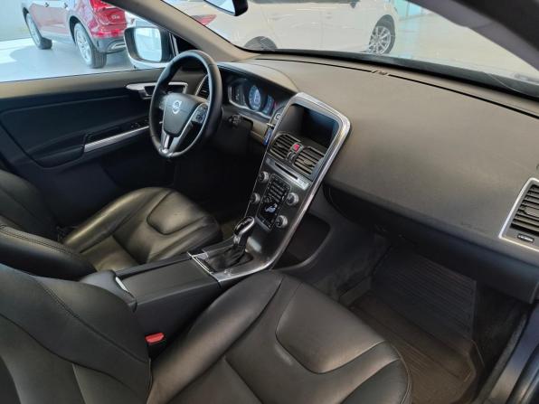 Volvo XC60 I Рестайлинг с пробегом 2016 года, цена 1 600 000 рублей, 284989 км, внедорожник, Автокод Объявления
