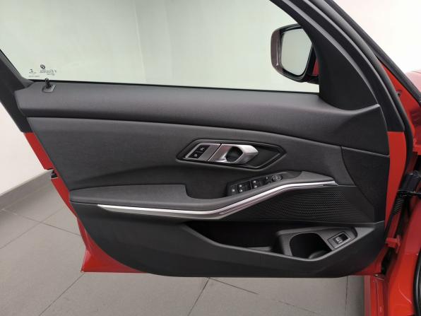 BMW 3 серии VII (G2x) с пробегом 2021 года, цена 3 924 000 рублей, 8579 км, седан, Автокод Объявления