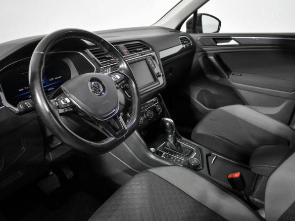 Volkswagen Tiguan II с пробегом 2016 года, цена 2 098 680 рублей, 137310 км, внедорожник, Автокод Объявления