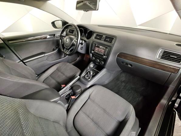 Volkswagen Jetta VI Рестайлинг с пробегом 2014 года, цена 889 000 рублей, 243290 км, седан, Автокод Объявления