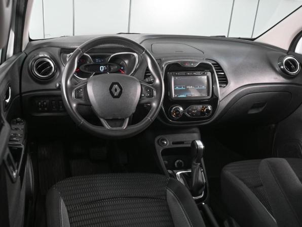 Renault Kaptur I с пробегом 2017 года, цена 1 759 000 рублей, 74677 км, внедорожник, Автокод Объявления