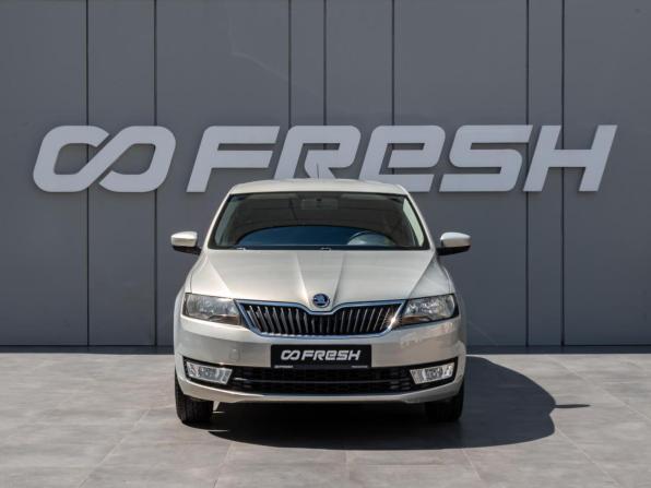 Skoda Rapid I с пробегом 2016 года, цена 1 350 000 рублей, 98610 км, лифтбек, Автокод Объявления