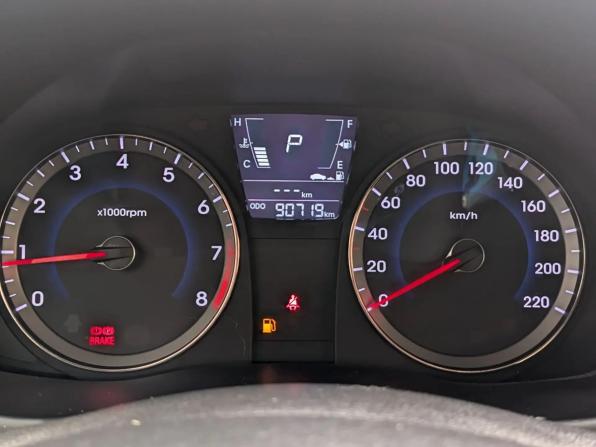 Hyundai Solaris I с пробегом 2012 года, цена 839 000 рублей, 90716 км, седан, Автокод Объявления
