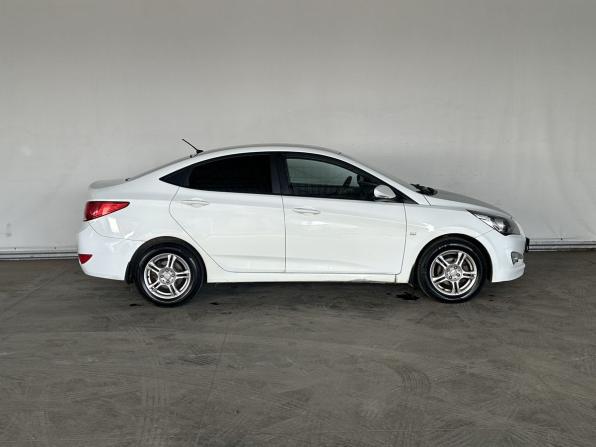 Hyundai Solaris I Рестайлинг с пробегом 2016 года, цена 1 097 000 рублей, 154370 км, седан, Автокод Объявления