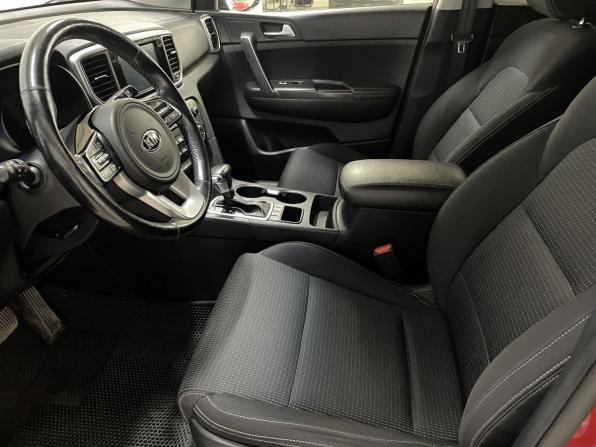 Kia Sportage IV Рестайлинг с пробегом 2019 года, цена 2 370 000 рублей, 102928 км, внедорожник, Автокод Объявления