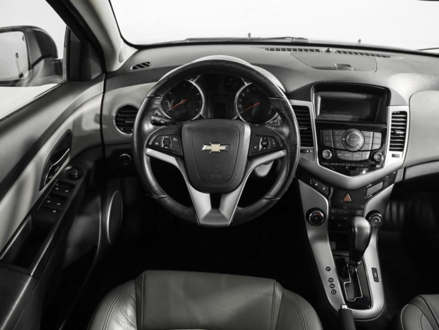 Chevrolet Cruze I Рестайлинг Санкт-Петербург  - изображение 12