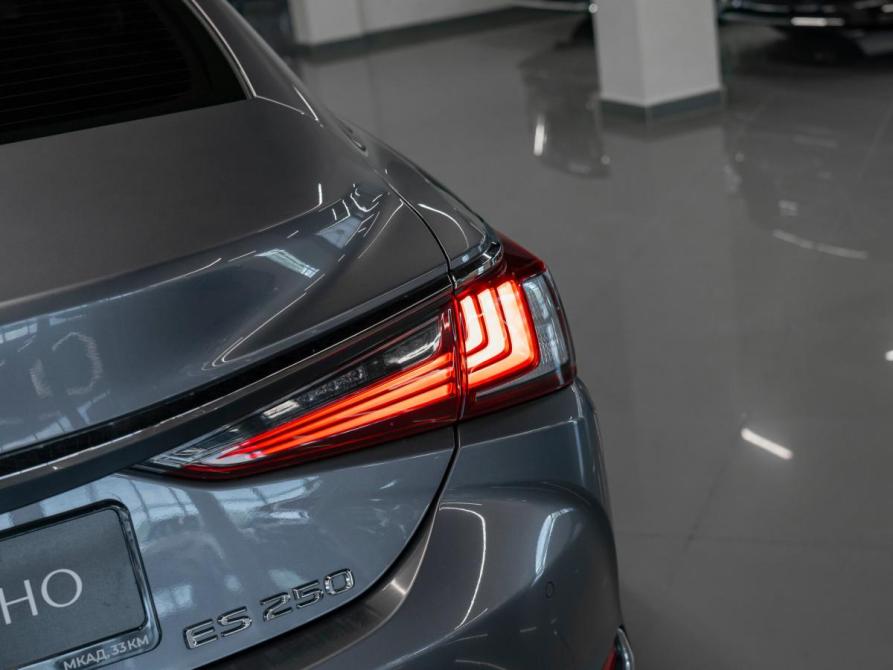 Lexus ES VII Москва  - изображение 33