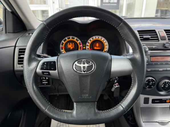 Toyota Corolla X (E140 E150) Рестайлинг с пробегом 2012 года, цена 1 045 000 рублей, 117665 км, седан, Автокод Объявления