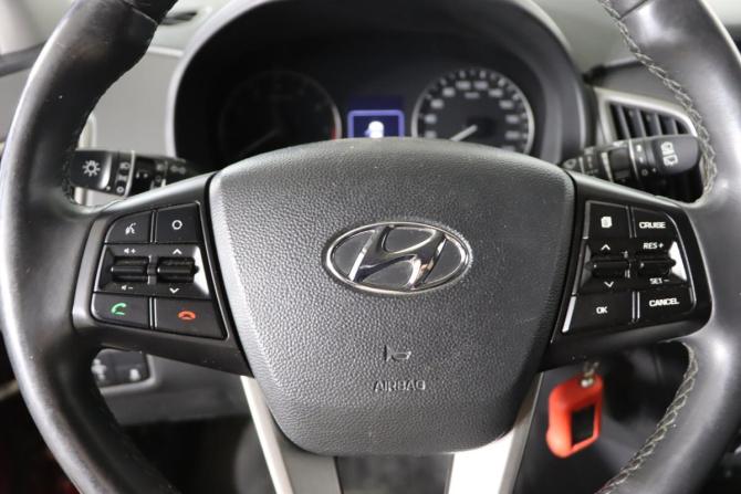 Hyundai Creta I с пробегом 2018 года, цена 1 899 990 рублей, 105066 км, внедорожник, Автокод Объявления