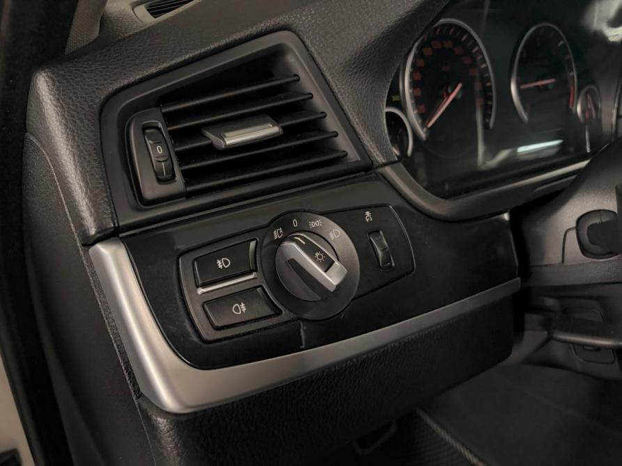 BMW 5 серии VI (F10/F11/F07) Рестайлинг Екатеринбург  - изображение 12