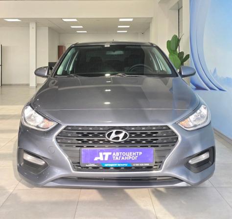 Hyundai Solaris II с пробегом 2018 года, цена 1 349 000 рублей, 141164 км, седан, Автокод Объявления