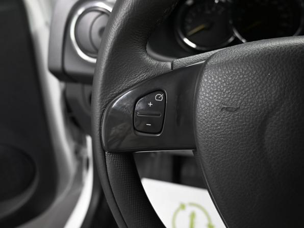 Renault Sandero II с пробегом 2017 года, цена 1 125 000 рублей, 95224 км, хэтчбек, Автокод Объявления