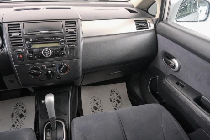 Nissan Tiida I Рестайлинг с пробегом 2010 года, цена 749 000 рублей, 185000 км, седан, Автокод Объявления