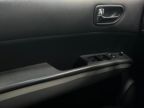 Nissan X-Trail II с пробегом 2010 года, цена 1 089 000 рублей, 304000 км, внедорожник, Автокод Объявления