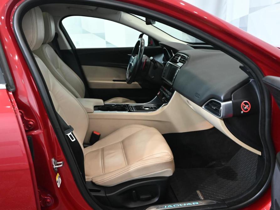 Jaguar XE I Екатеринбург  - изображение 10