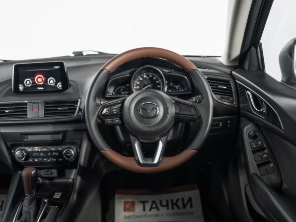 Mazda Axela III Рестайлинг с пробегом 2017 года, цена 1 398 500 рублей, 78270 км, седан, Автокод Объявления