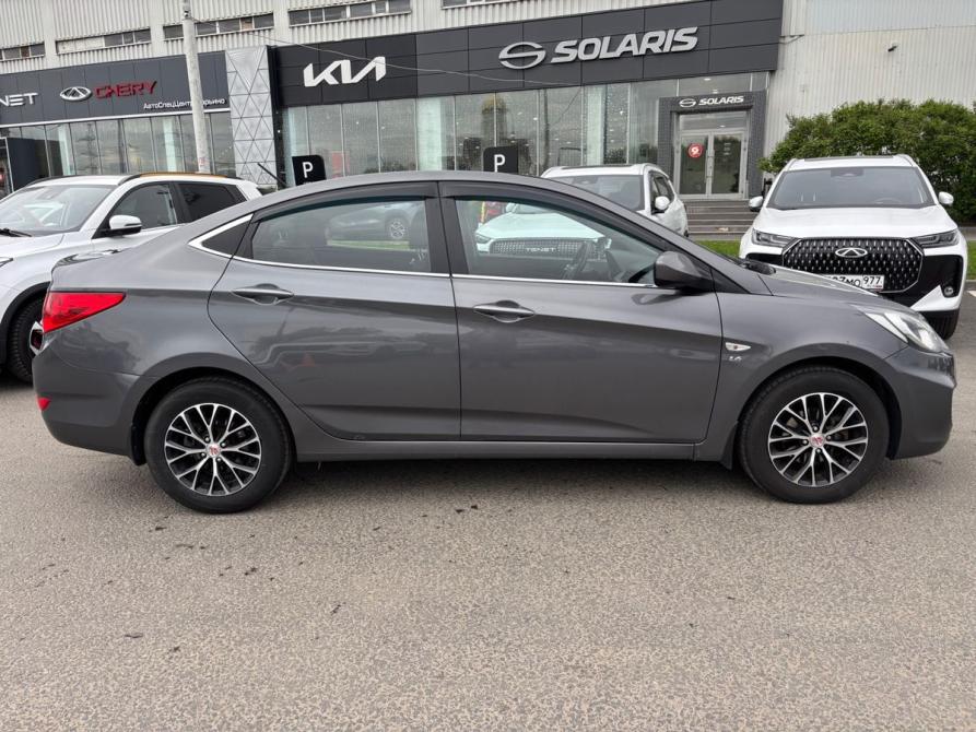 Hyundai Solaris I Москва  - изображение 6