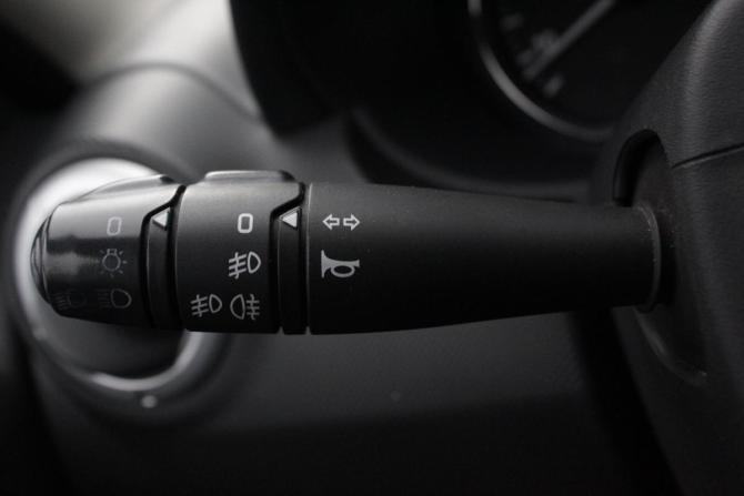 Renault Sandero I с пробегом 2013 года, цена 795 000 рублей, 120391 км, хэтчбек, Автокод Объявления