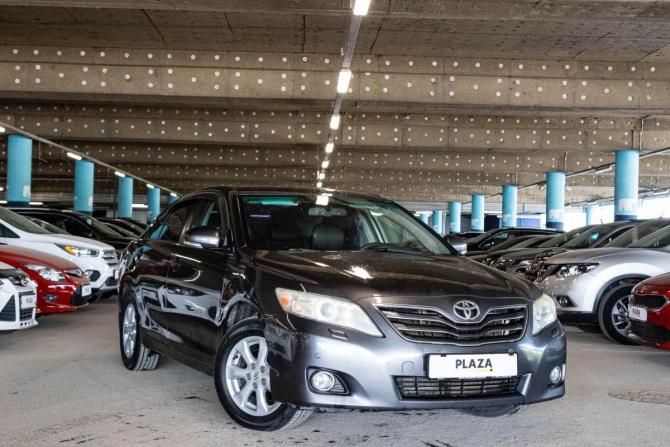 Toyota Camry VI (XV40) Рестайлинг с пробегом 2011 года, цена 1 349 000 рублей, 270638 км, седан, Автокод Объявления