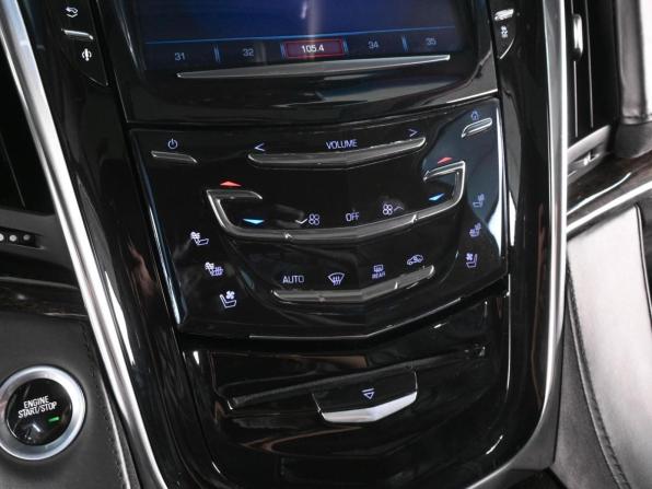 Cadillac Escalade IV с пробегом 2016 года, цена 4 500 000 рублей, 107309 км, внедорожник, Автокод Объявления