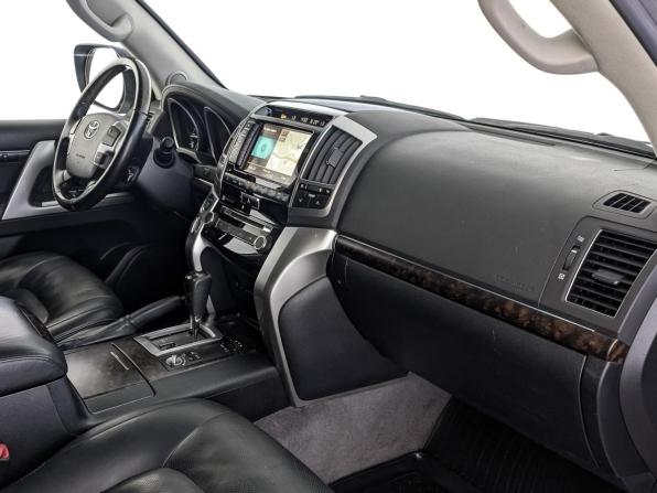 Toyota Land Cruiser 200 Series Рестайлинг 1 с пробегом 2013 года, цена 4 000 000 рублей, 239075 км, внедорожник, Автокод Объявления