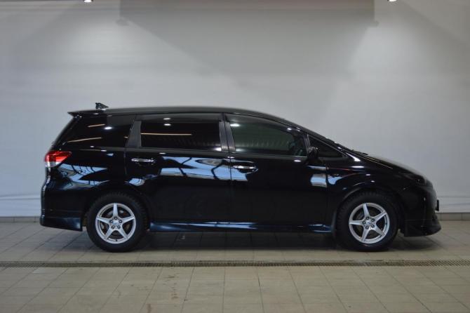 Toyota Wish II с пробегом 2010 года, цена 1 075 000 рублей, 171690 км, минивэн, Автокод Объявления