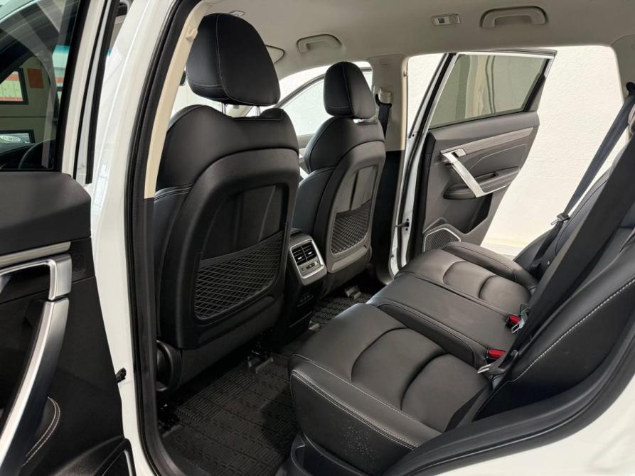 Geely Atlas Pro Орел  - изображение 10