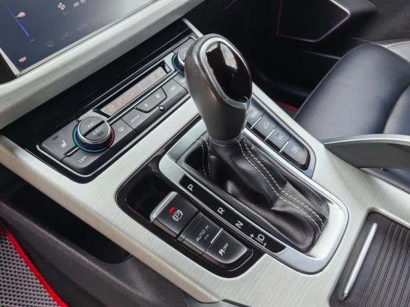 Geely Atlas I с пробегом 2019 года, цена 1 690 000 рублей, 89154 км, внедорожник, Автокод Объявления