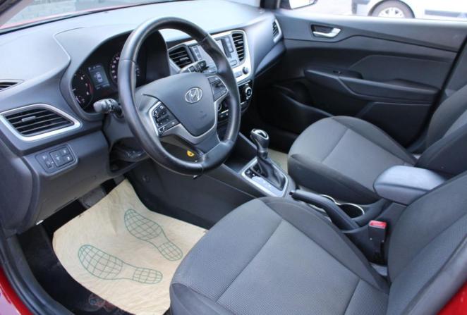 Hyundai Solaris II с пробегом 2018 года, цена 1 295 000 рублей, 145014 км, седан, Автокод Объявления