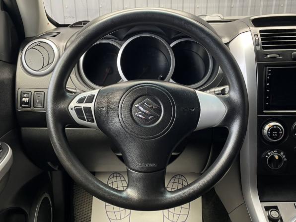 Suzuki Grand Vitara II с пробегом 2008 года, цена 797 000 рублей, 273388 км, внедорожник, Автокод Объявления