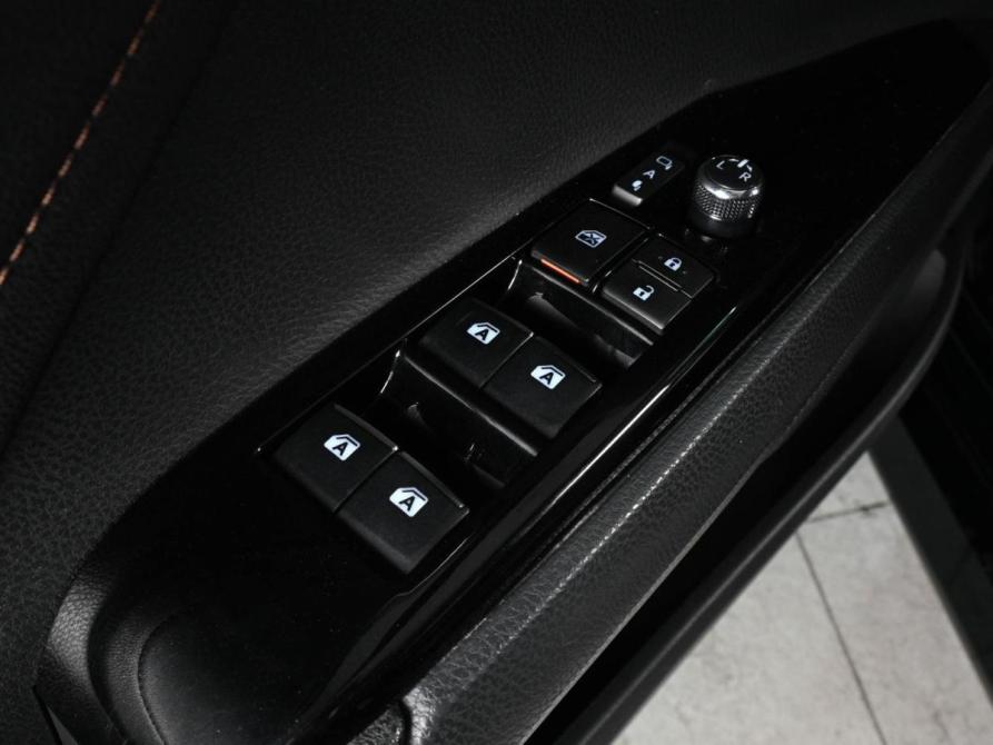 Toyota Camry VIII (XV70) Ростов-на-Дону  - изображение 20