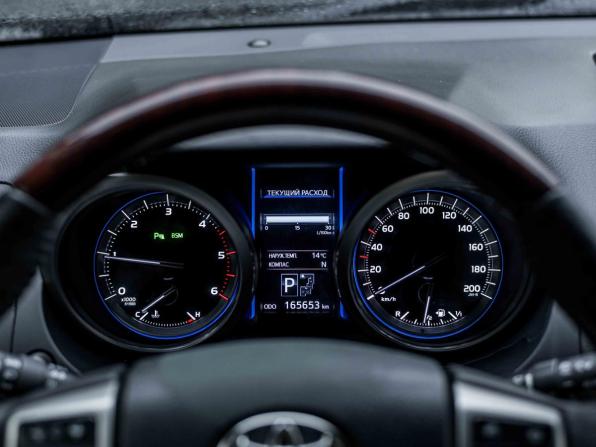 Toyota Land Cruiser Prado 150 Series Рестайлинг 1 с пробегом 2016 года, цена 3 273 000 рублей, 165651 км, внедорожник, Автокод Объявления