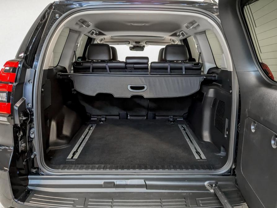 Toyota Land Cruiser Prado 150 Series Рестайлинг 2 Москва  - изображение 11
